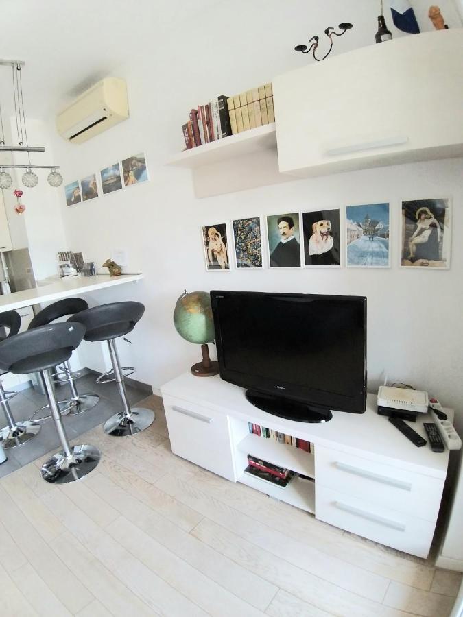 Theos Atelier Self Check In Apartment W Free Private Parking Zagrzeb Zewnętrze zdjęcie